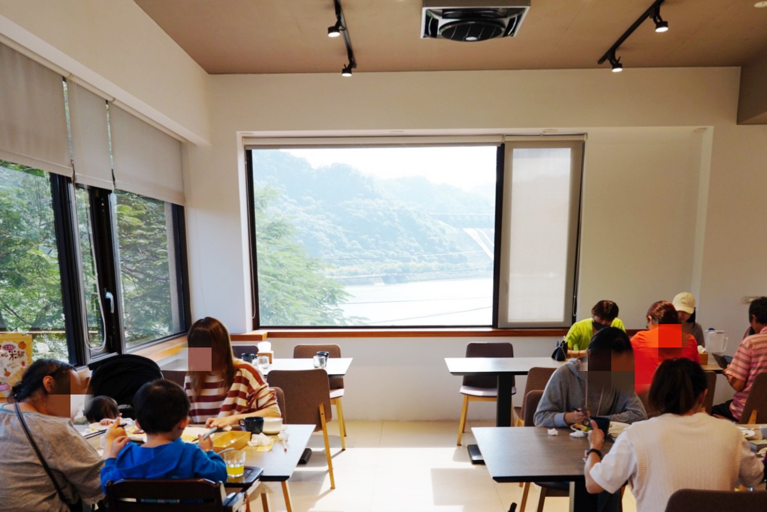 桃園美食,大溪咖啡,限量甜點,石門水庫,尼爾瓦特 NEAR WATER café,咖啡館 桃園美食,大溪咖啡,限量甜點,石門水庫,尼爾瓦特 NEAR WATER café,咖啡館