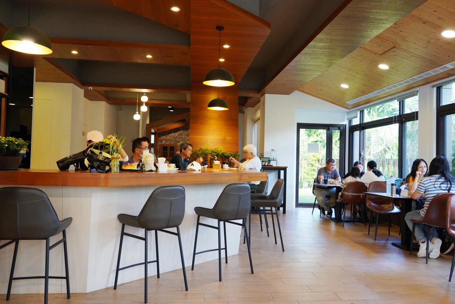 桃園美食,大溪咖啡,限量甜點,石門水庫,尼爾瓦特 NEAR WATER café,咖啡館 桃園美食,大溪咖啡,限量甜點,石門水庫,尼爾瓦特 NEAR WATER café,咖啡館