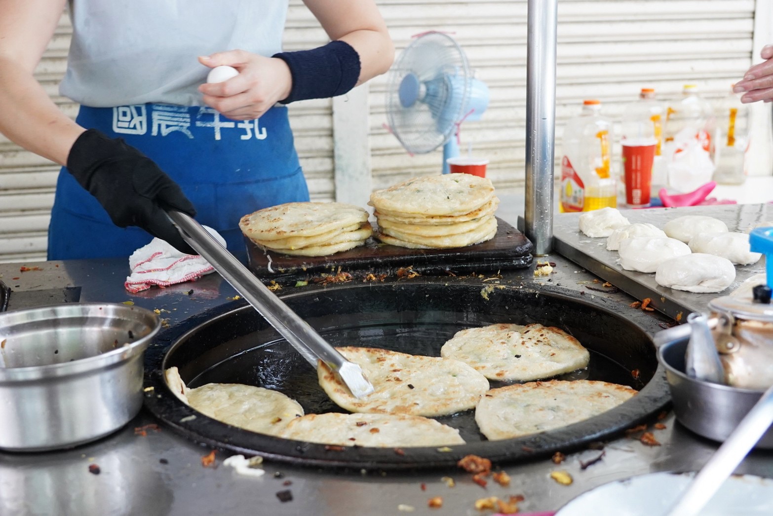 台北美食,北投美食, 蘿蔔絲餅,台灣小吃,阿輝伯蘿蔔絲餅