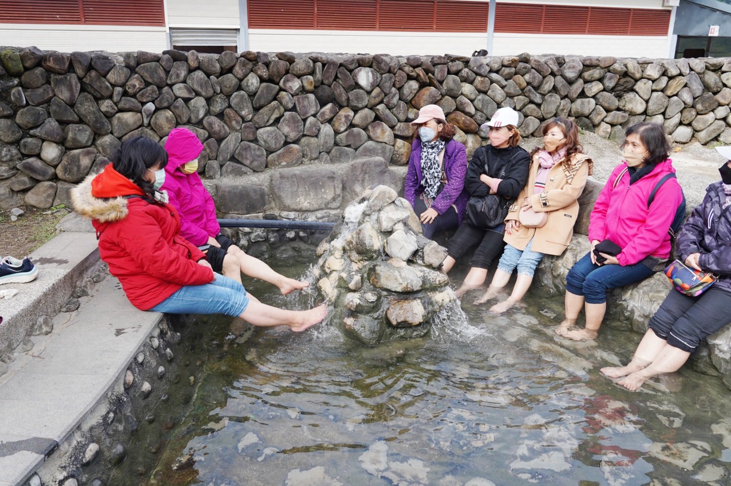 泰雅原住民文化產業園區,苗栗景點,親子景點,親子公園,免費景點,泡腳,溫泉,煮蛋,溫泉池,公園,滑索,博物館,文化館,