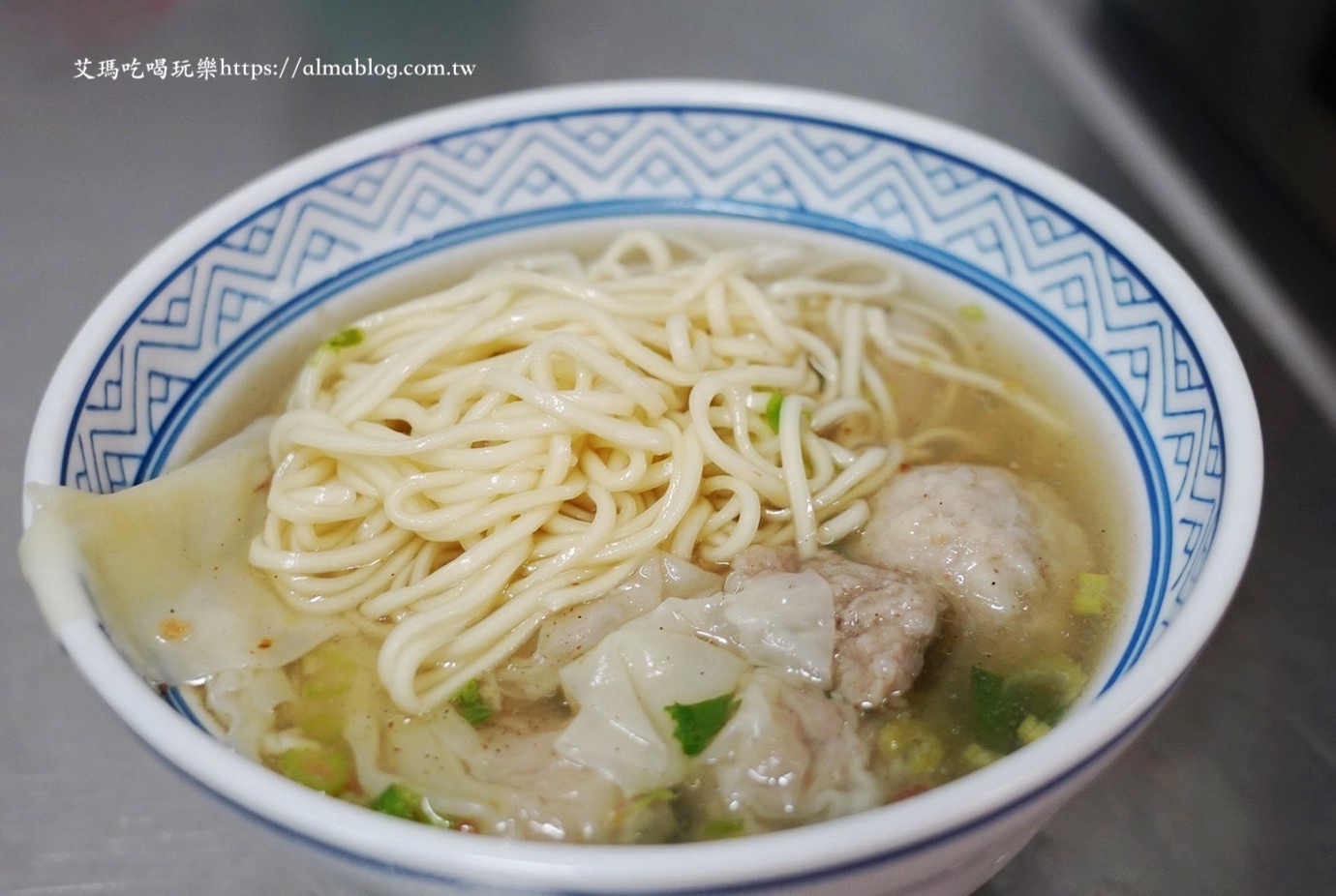 宜蘭美食,麻醬麵,一香飲食店,餛飩麵,台灣小吃,魚肉丸,菜市場美食 宜蘭美食,麻醬麵,一香飲食店,餛飩麵,台灣小吃,魚肉丸,菜市場美食