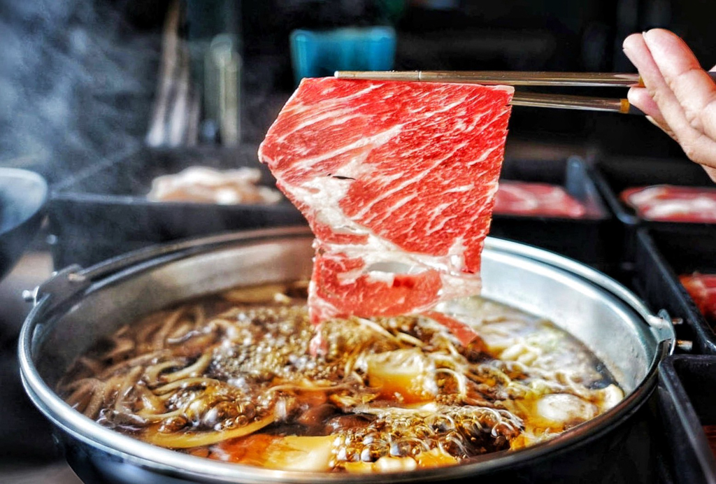 桃園美食,中壢美食,吃到飽,壽喜燒吃到飽,中壢本燔野菜農場,牛小排,火鍋,安格斯黑牛,美國牛,吃到飽