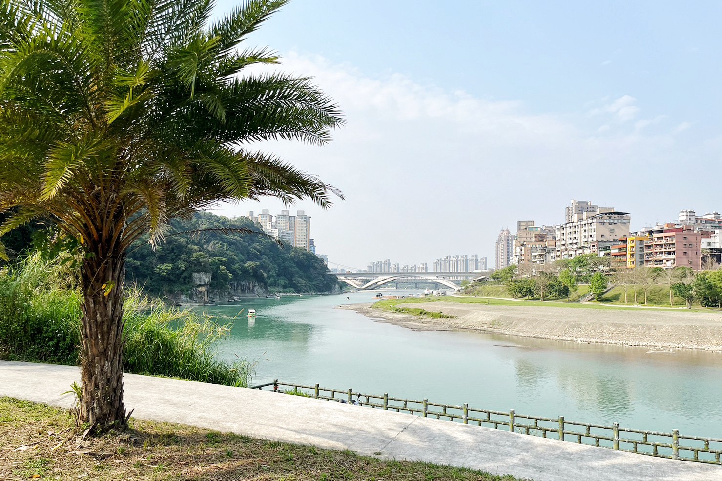 新店百年渡船,新店擺渡,划船,坐船,灣潭遊戲區公園,新北景點,親子景點,碧潭好玩,新店碧潭