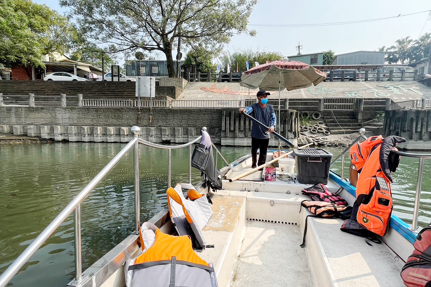新店百年渡船,新店擺渡,划船,坐船,灣潭遊戲區公園,新北景點,親子景點,碧潭好玩,新店碧潭
