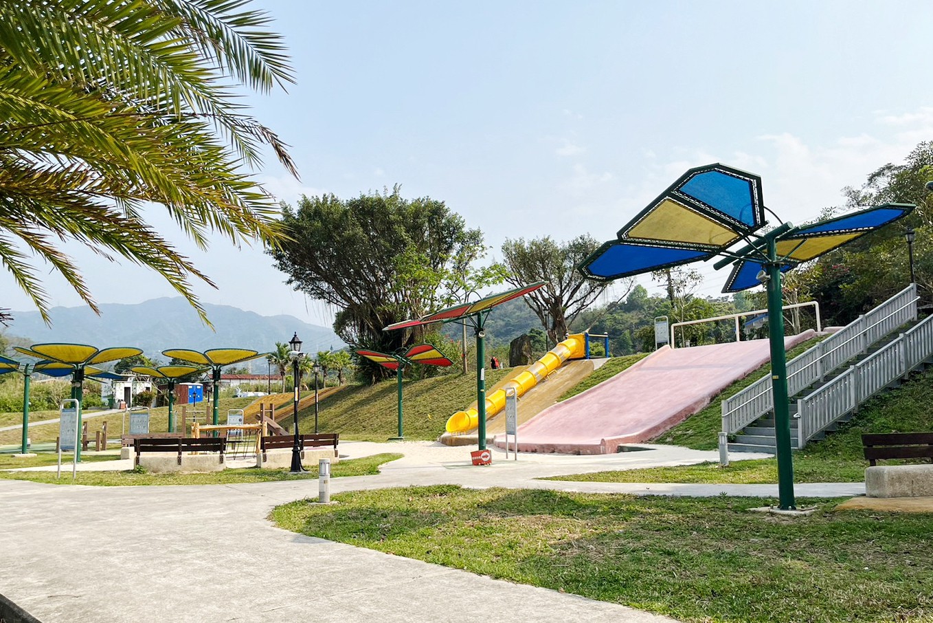 新店百年渡船,新店擺渡,划船,坐船,灣潭遊戲區公園,新北景點,親子景點,碧潭好玩,新店碧潭