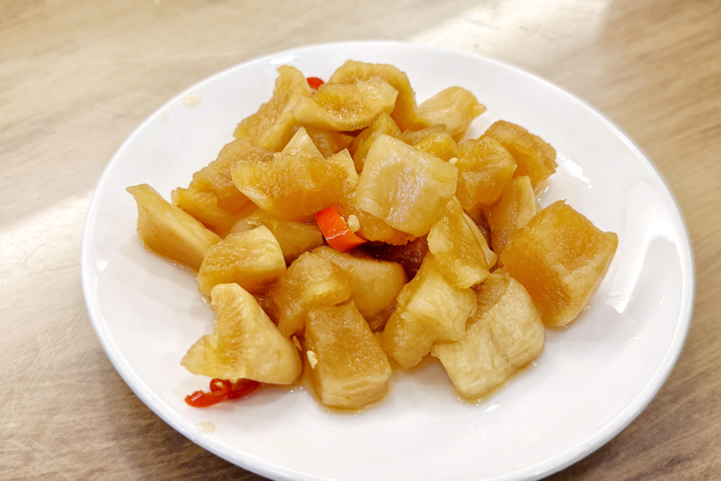 新北美食,八里美食,張吳記什錦麵,什錦麵,蚵仔捲,蘿蔔糕,美食,台灣小吃