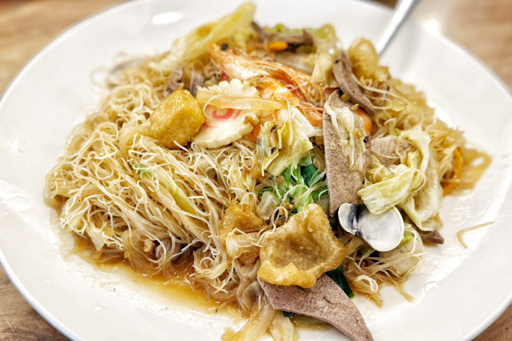 新北美食,八里美食,張吳記什錦麵,什錦麵,蚵仔捲,蘿蔔糕,美食,台灣小吃