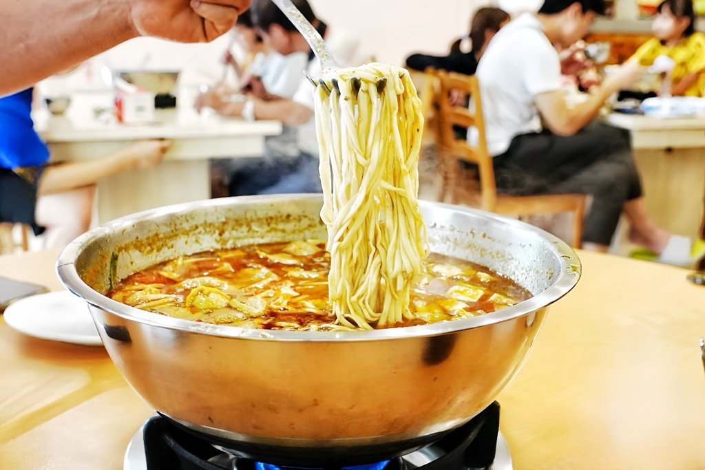 老余牛家莊