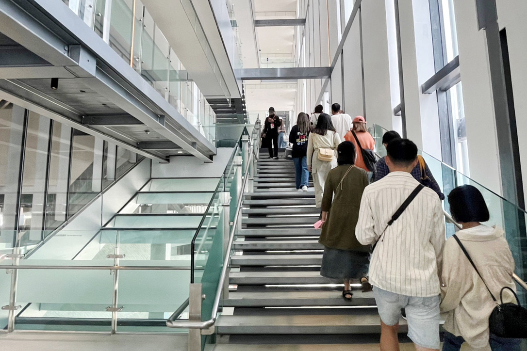 台北景點.新北景點,新北市美術館,鶯歌景點,免費景點,小火車,親子景點,三鶯之心,圓頂藝術空間,沉浸式遊戲裝置,畫畫731公車一日票