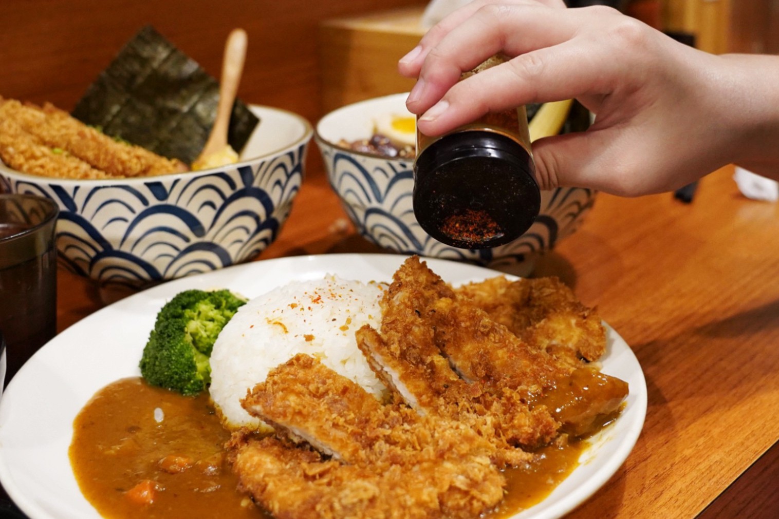 台北美食,士林美食,丼飯,勝魂丼飯專門店,日式料理,日式丼飯,燒肉丼飯,咖喱飯,天婦羅丼、咖哩招牌飯、炙燒厚切豚丼、吃到飽