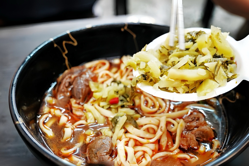 阿忠牛肉麵