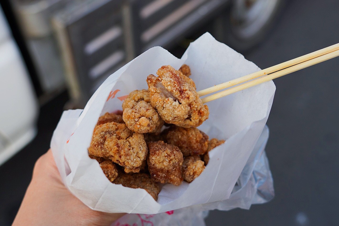 苗栗景點,後龍美食,台灣夜市,夜市小吃,廟口小吃,後龍夜市,豆乳雞,地瓜球,排骨酥,雞排,熱炒,傳統夜市,封街夜市
