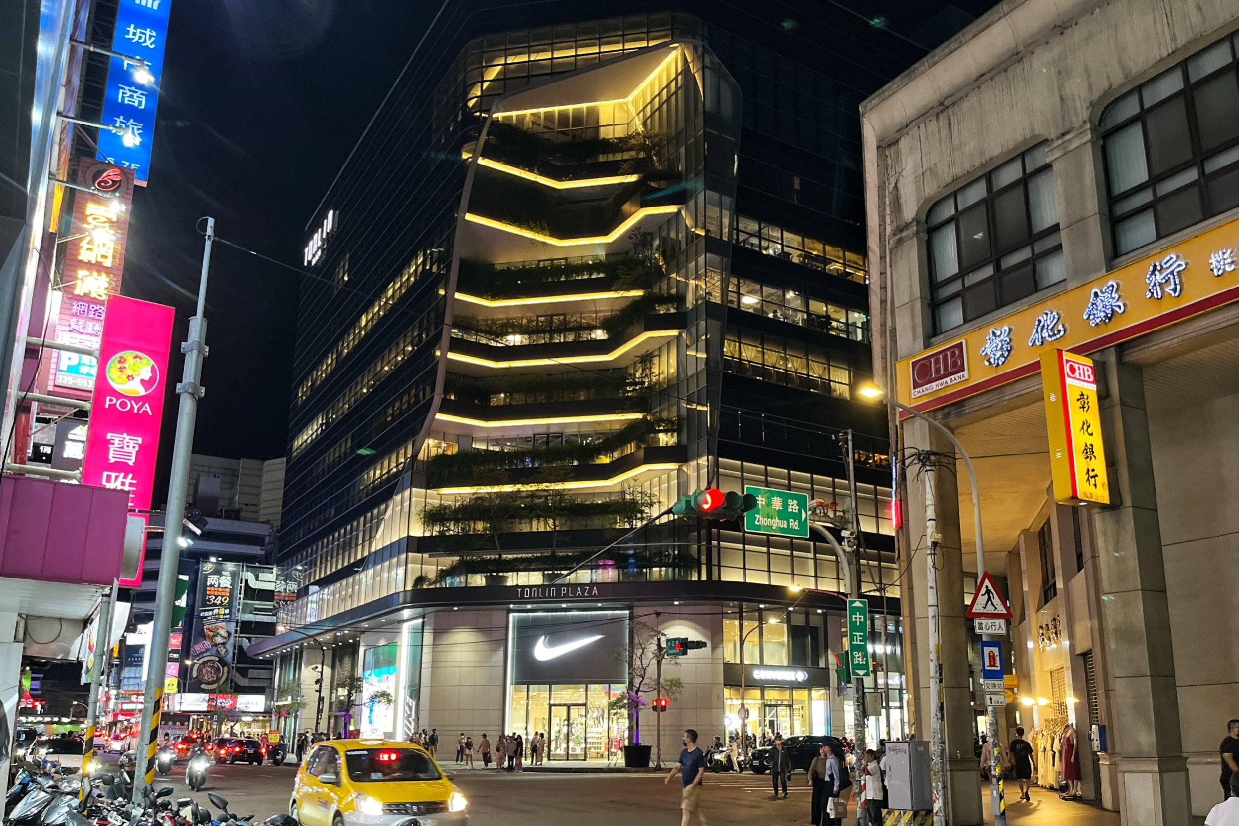 桃園美食,桃園宵夜,滷味,辣腸,阿柑姨滷味辣腸,桃園老字號,台灣小吃,阿柑姨小吃,