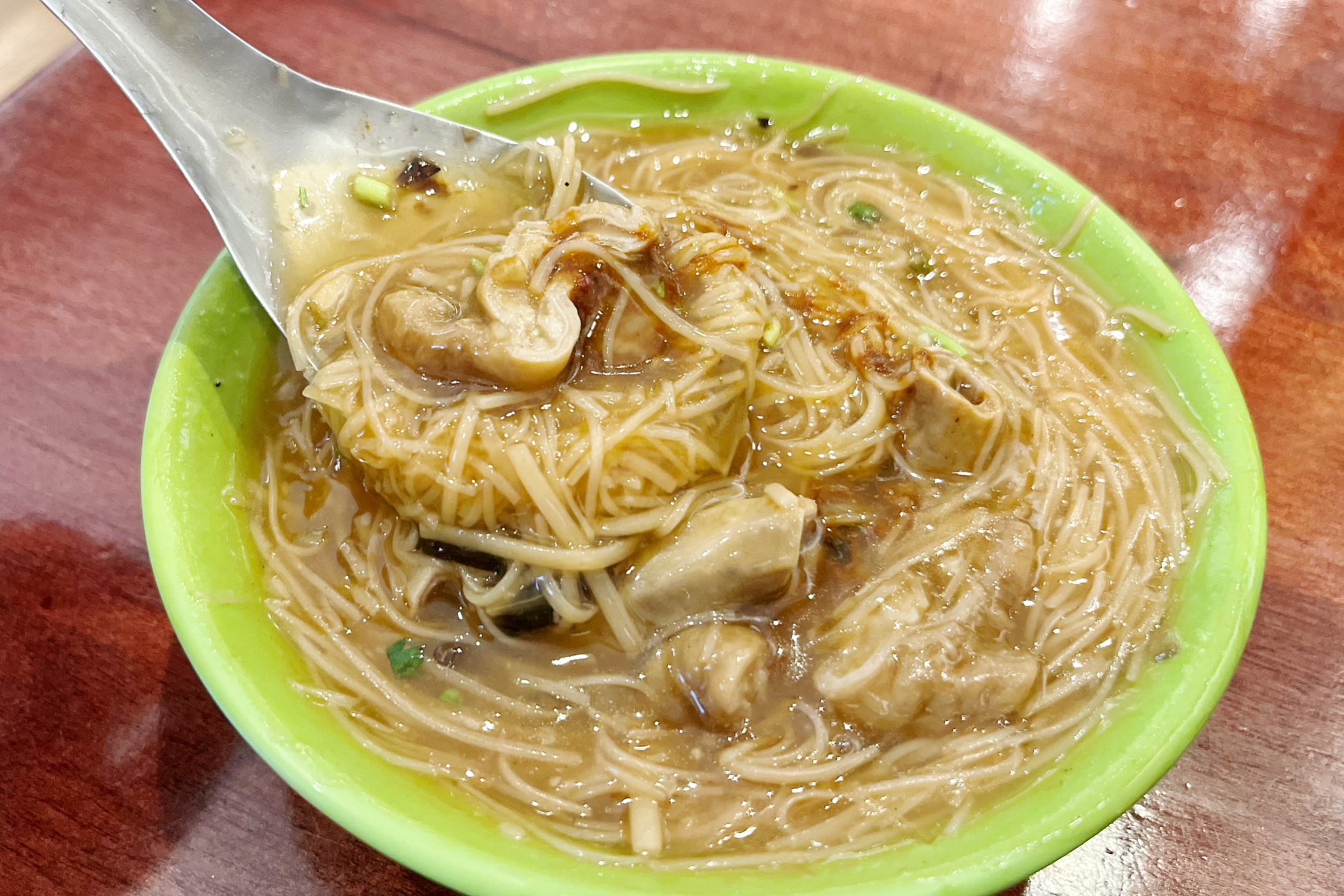 阿燁紅麵線桃鶯店,阿燁紅麵線,麵線,肉圓,台灣小吃,