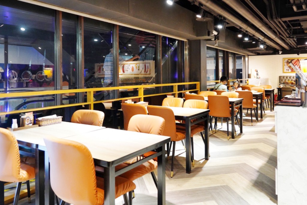 鬥牛士經典牛排桃園店,桃園美食,牛排,鬥牛士,自助區吃到飽,20盎司美國濕式熟成厚切牛排,海鮮雙拼,鐵板牛排,法式油封鴨腿,桃園ATT,經典肝醬牛排,吃到飽,美食 鬥牛士經典牛排桃園店,桃園美食,牛排,鬥牛士,自助區吃到飽,20盎司美國濕式熟成厚切牛排,海鮮雙拼,鐵板牛排,法式油封鴨腿,桃園ATT,經典肝醬牛排,吃到飽,美食