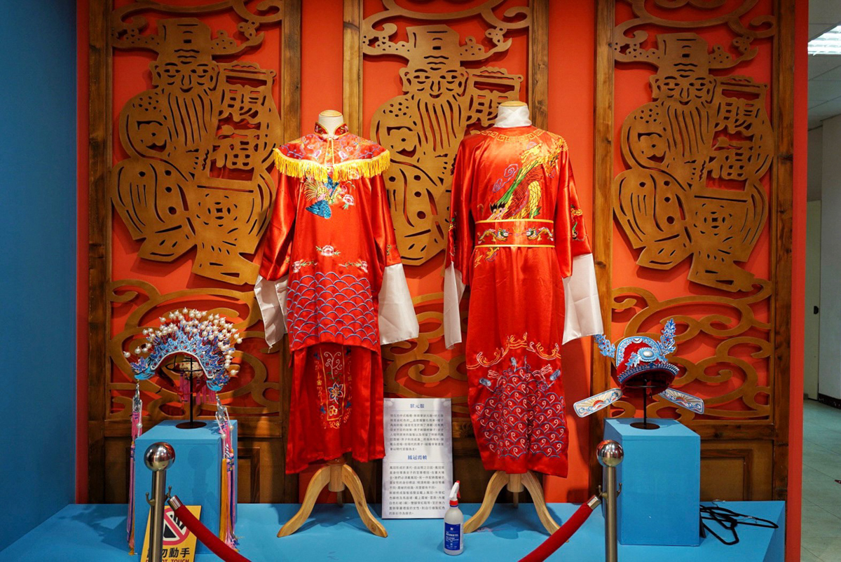 免費景點,好客文創園區,湖口好客文創園區,客家文化館,親子景點,巨無霸瓜瓜世界,客家區,老街,免門票,古早童玩,新竹人曬米粉,傳統古禮服體驗,套圈圈體,好客樓神農大帝,記憶拼圖館,踩水車,玩水景點