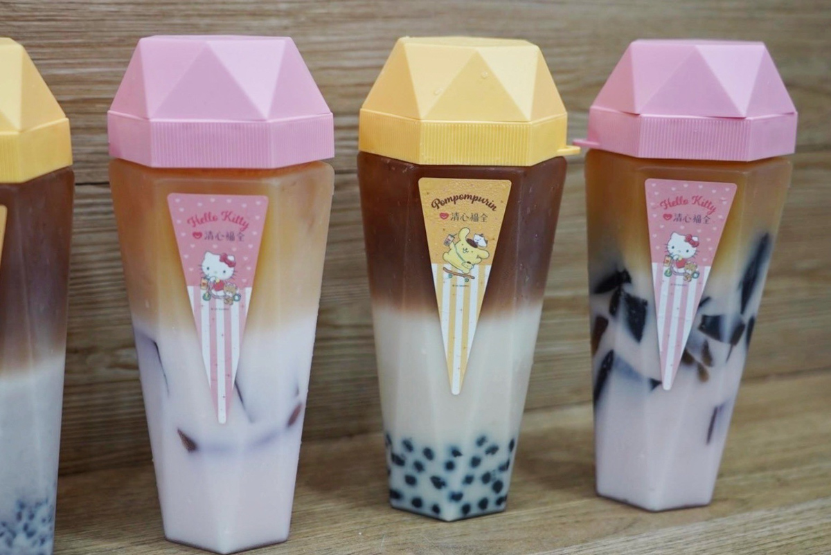 清心福全,珍珠奶茶手搖飲,桃園好喝,手搖飲,三麗鷗聯名,清心福全三麗鷗,珍珠琥珀黑糖鮮奶,相思紅豆奶茶,茶凍奶綠,隱藏版,名恰好瓶2.0,環保杯,美食