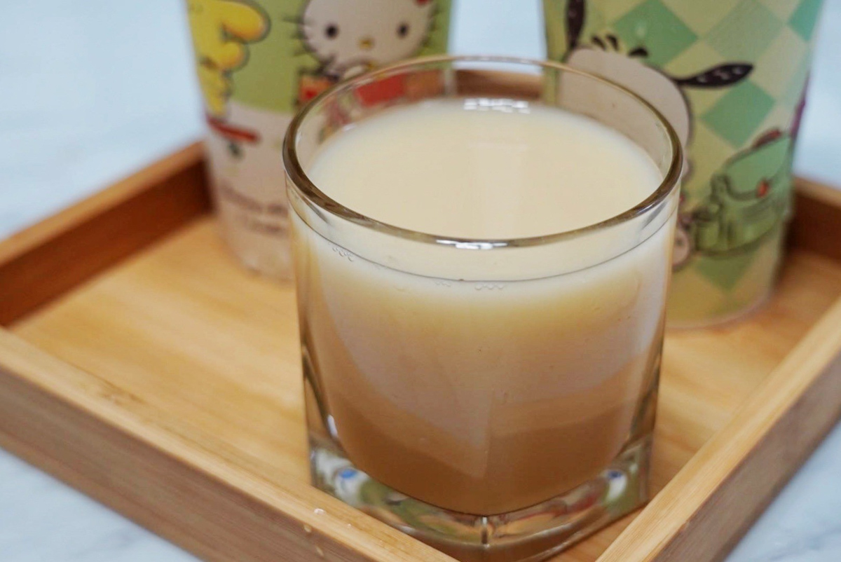 清心福全,珍珠奶茶手搖飲,桃園好喝,手搖飲,三麗鷗聯名,清心福全三麗鷗,珍珠琥珀黑糖鮮奶,相思紅豆奶茶,茶凍奶綠,隱藏版,名恰好瓶2.0,環保杯,美食