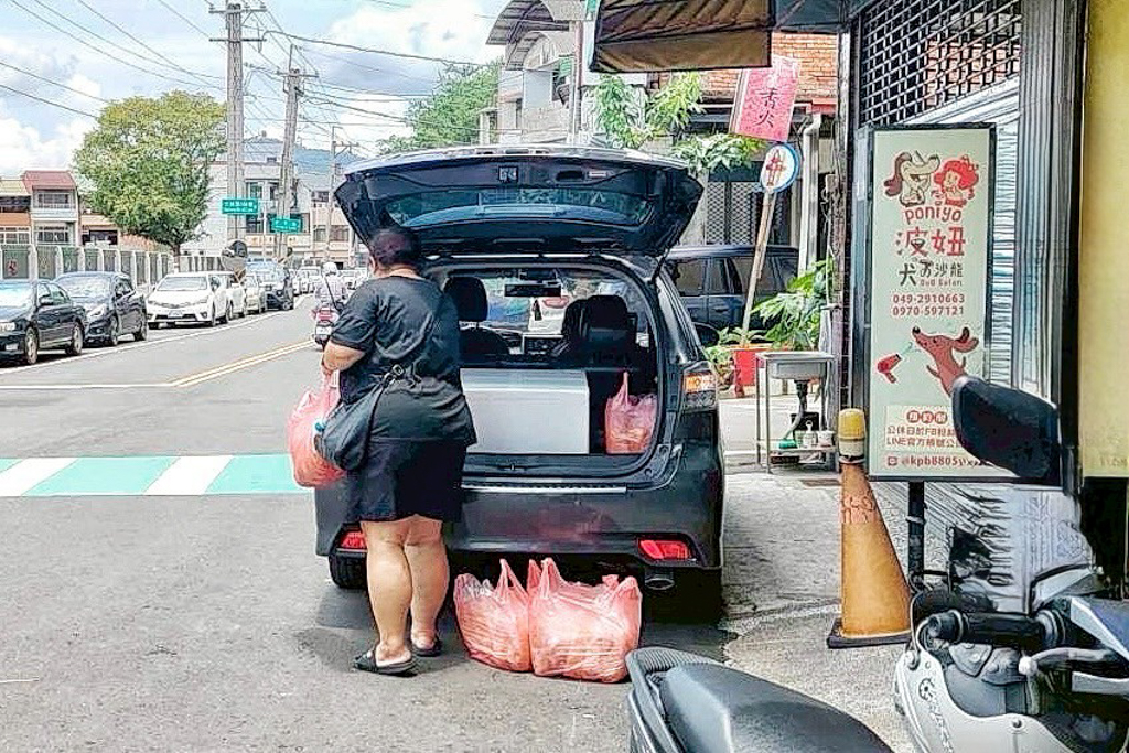 大城黑糖饅頭,埔里伴手禮,南投美食小吃,南投伴手禮,巨無霸饅頭,超大饅頭,黑糖饅頭,埔里黑糖饅頭 大城黑糖饅頭,埔里伴手禮,南投美食小吃,南投伴手禮,巨無霸饅頭,超大饅頭,黑糖饅頭,埔里黑糖饅頭
