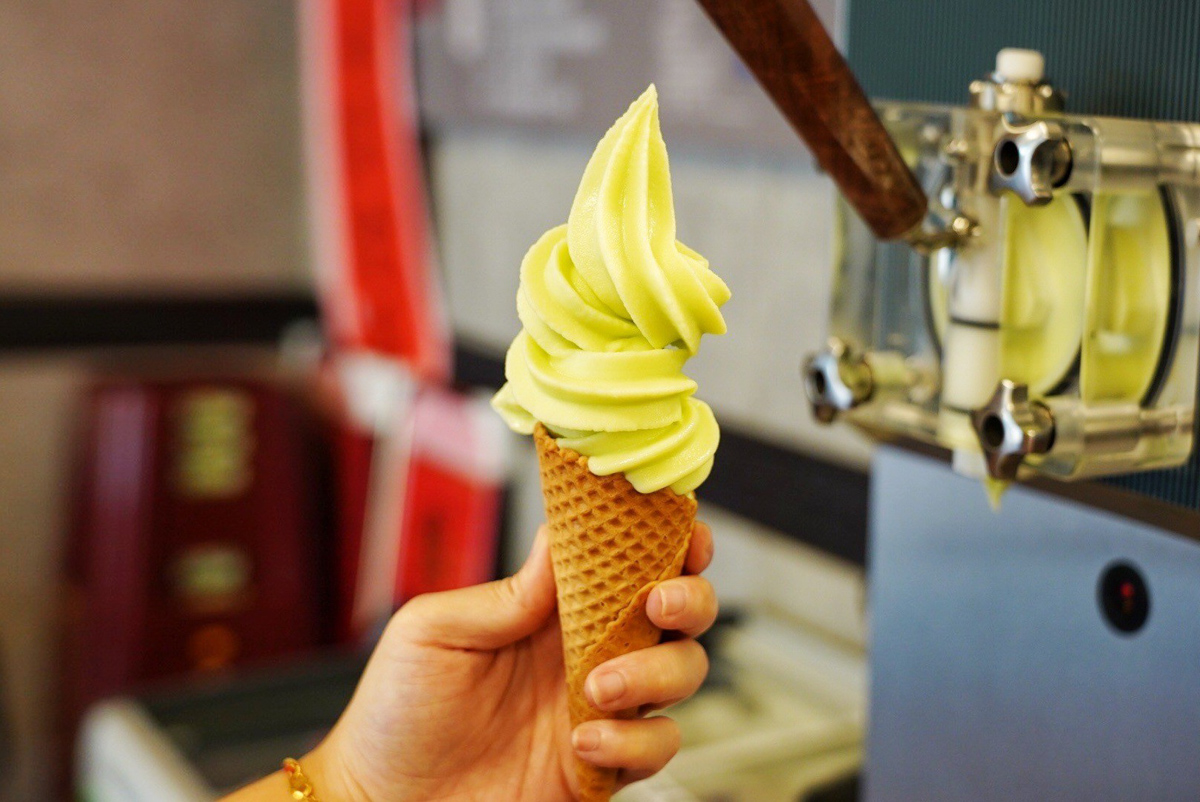 桃園美食,台灣小吃,家常菜,熱炒店,台灣菜,大園小吃,大園美食,羊肉爐,正老林羊肉爐大園店,羊肉爐吃到飽,吃到飽,大園吃到飽,蚵仔酥,炒蛤蠣,酥炸肥腸,鹹酥蝦,美食