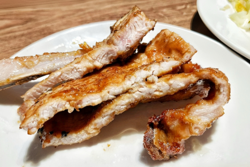 黑殿飯店