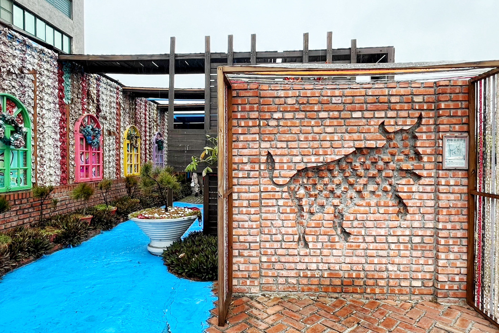 緞帶王觀光工廠, 觀光工廠,彰化景點,免費景點,免門票,親子景點,緞帶王觀光工廠,免費DIY,緞帶染色,清倉緞帶,亞洲首座緞帶觀光工廠