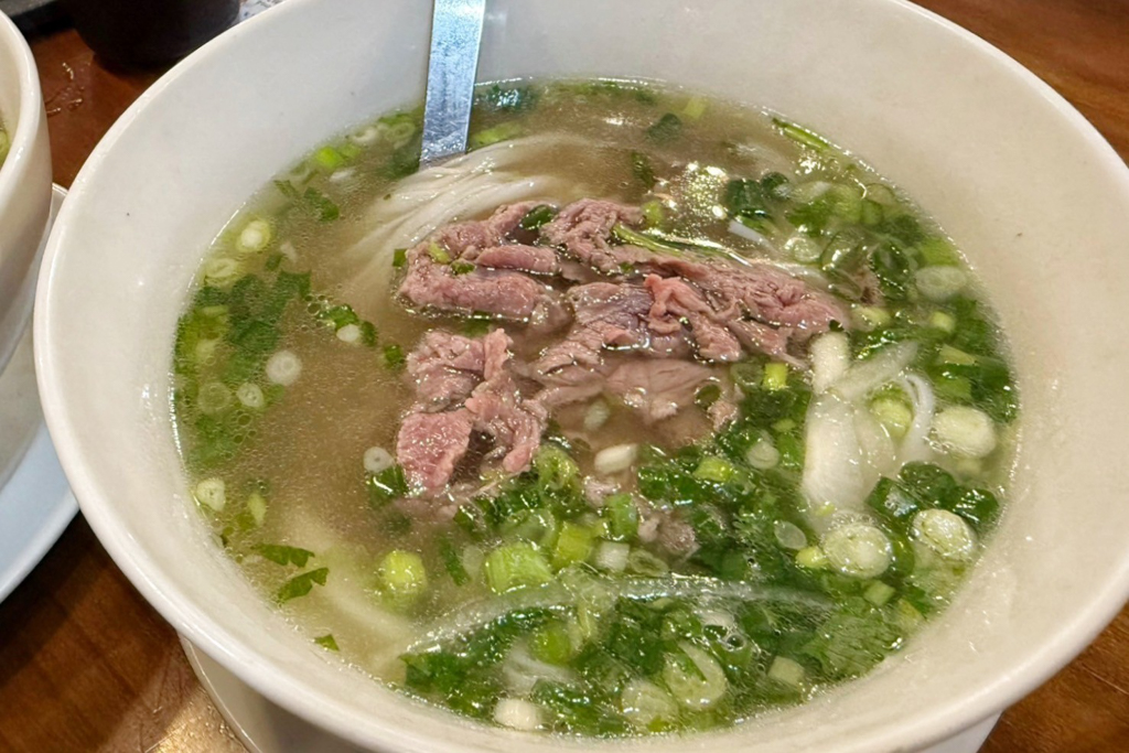 Adam Quy 越南河粉
