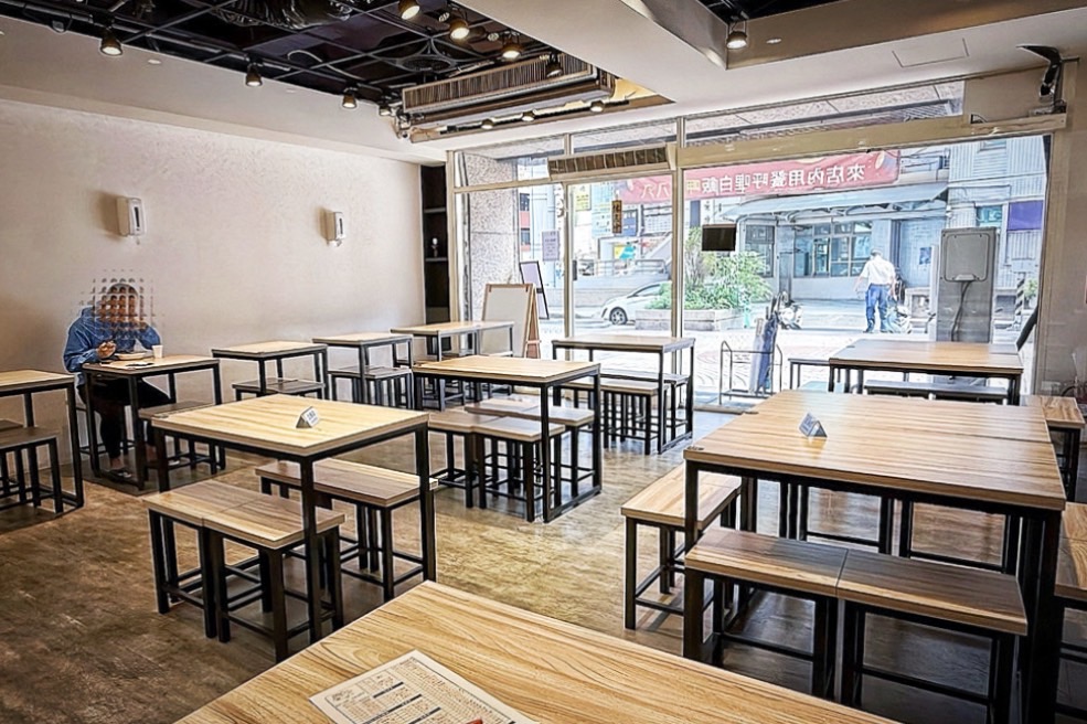 呷尬八八快炒國際店,桃園美食,美食,中式料理,熱炒,中式熱炒,吃到飽,呷尬八八快炒,快炒店,聚餐,桃園便當,桃園好吃,牛肉炒飯,炒飯,煎蛋,鮮蚵煎蛋,空心菜,炒青菜,蛤蜊湯,蛤蠣湯,椒鹽魚條,炸物,蔥爆牛肉,三杯中卷,綠咖哩雞 呷尬八八快炒國際店,桃園美食,美食,中式料理,熱炒,中式熱炒,吃到飽,呷尬八八快炒,快炒店,聚餐,桃園便當,桃園好吃,牛肉炒飯,炒飯,煎蛋,鮮蚵煎蛋,空心菜,炒青菜,蛤蜊湯,蛤蠣湯,椒鹽魚條,炸物,蔥爆牛肉,三杯中卷,綠咖哩雞