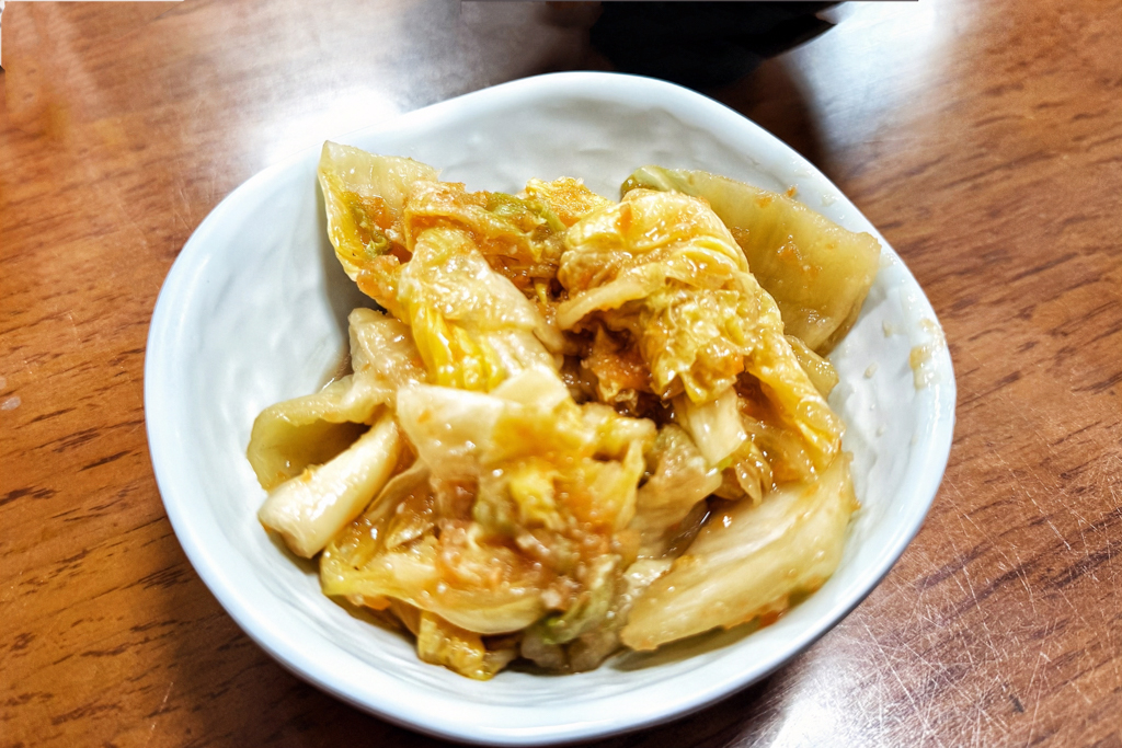 吳家麵,新竹美食,新竹小吃,台灣小吃,蚵仔,小捲米粉,大碗公麵,南寮漁港,南寮美食,麻油雞麵,台灣小菜,鮮蝦麵,麵食,滷味,餛飩麵,拉麵,麻醬麵