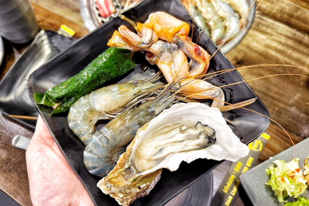 N90 BUFFET BBQ&HOTPOT