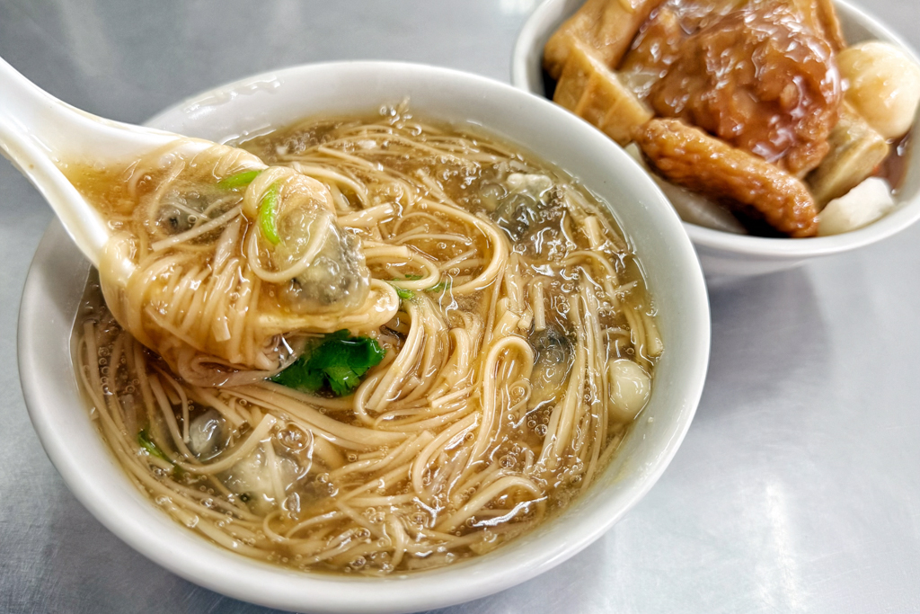 大廟口美濃粄條蚵仔麵線