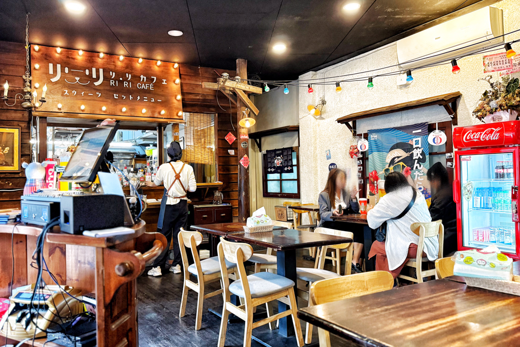RIRIcafe’ 儷儷點點行餐酒館