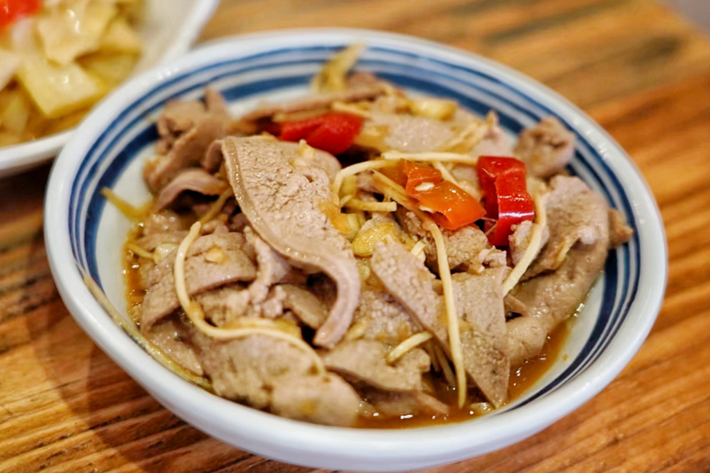 饕之鄉李姐的店,台中美食,台中小吃,小籠湯包,炒飯,台灣小吃,湯包,牛肉捲餅,牛肉麵,李姐的店