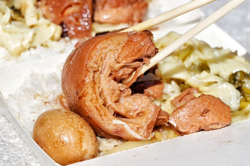 台中阿彬爌肉飯