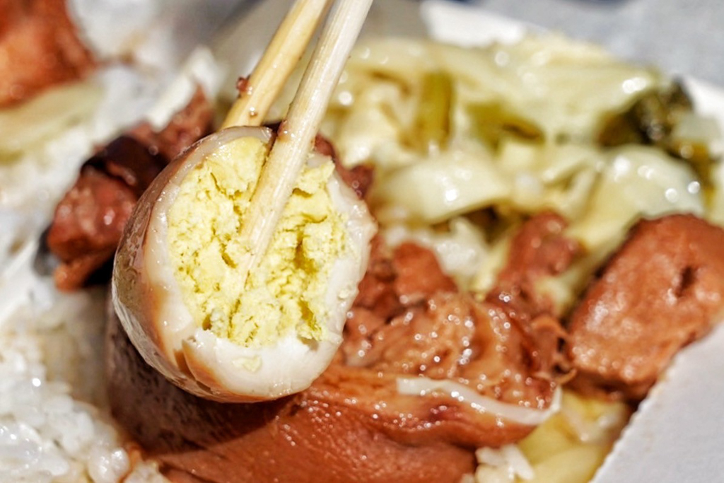 台中阿彬爌肉飯