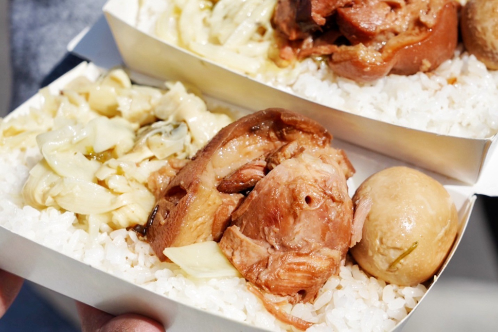 台中阿彬爌肉飯