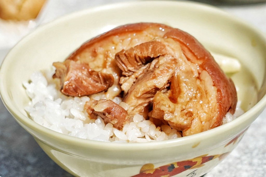 台中阿彬爌肉飯