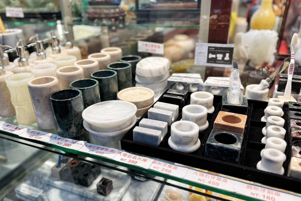 鶯歌老街陶館