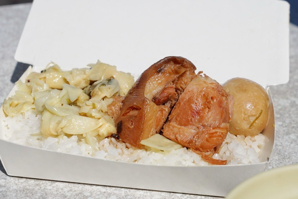 台中阿彬爌肉飯