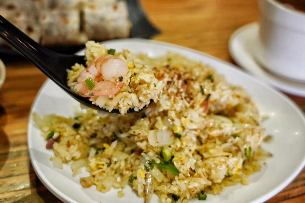 饕之鄉李姐的店,台中美食,台中小吃,小籠湯包,炒飯,台灣小吃,湯包,牛肉捲餅,牛肉麵,李姐的店