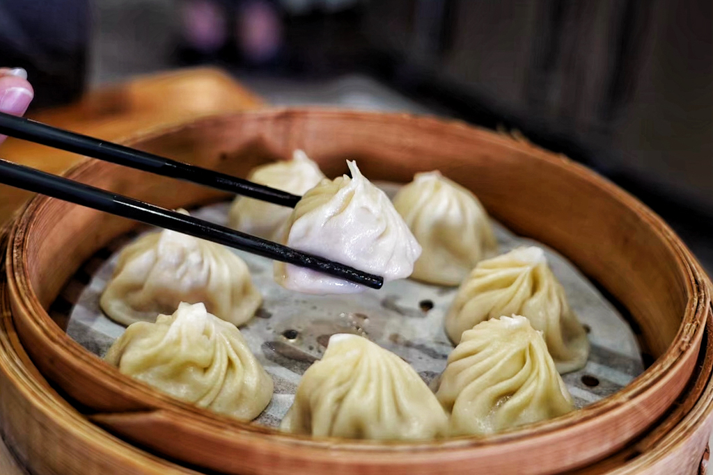 饕之鄉李姐的店,台中美食,台中小吃,小籠湯包,炒飯,台灣小吃,湯包,牛肉捲餅,牛肉麵,李姐的店