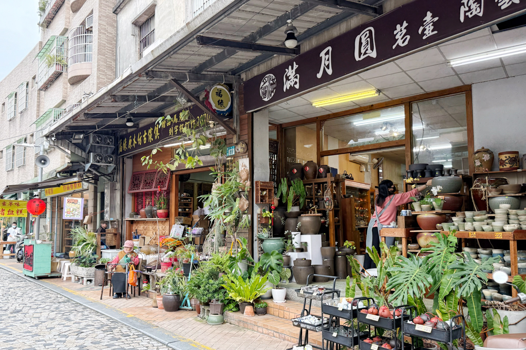 鶯歌老街陶館