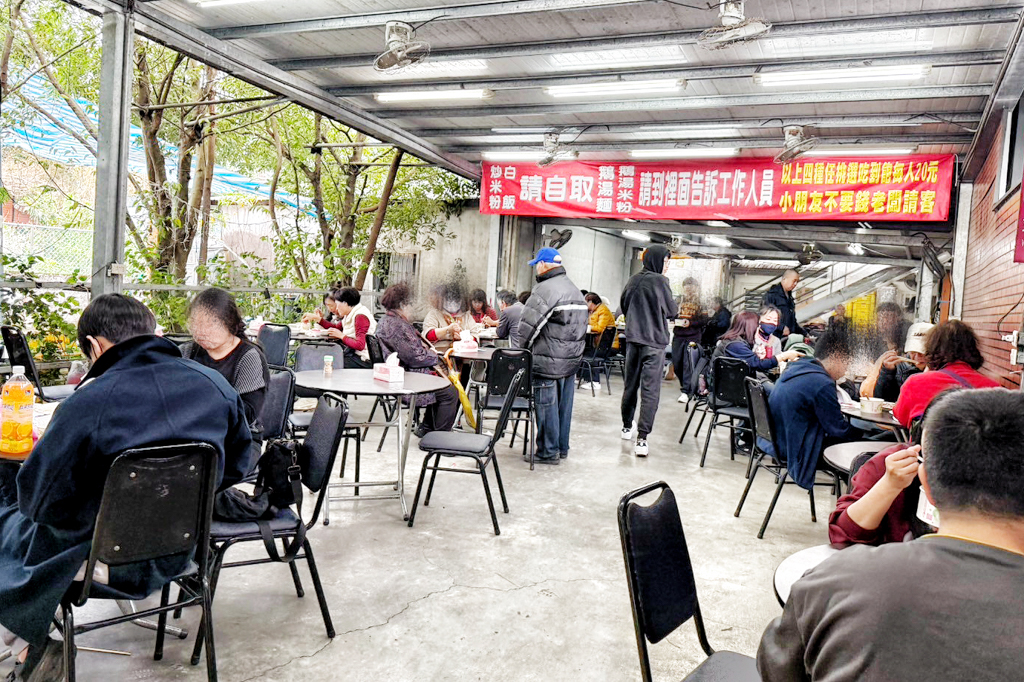 望龍埤鵝肉攤