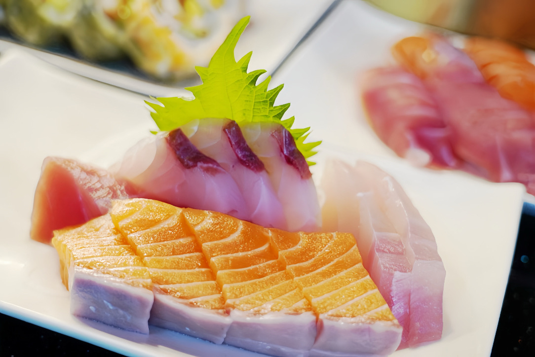 丸隆生魚行