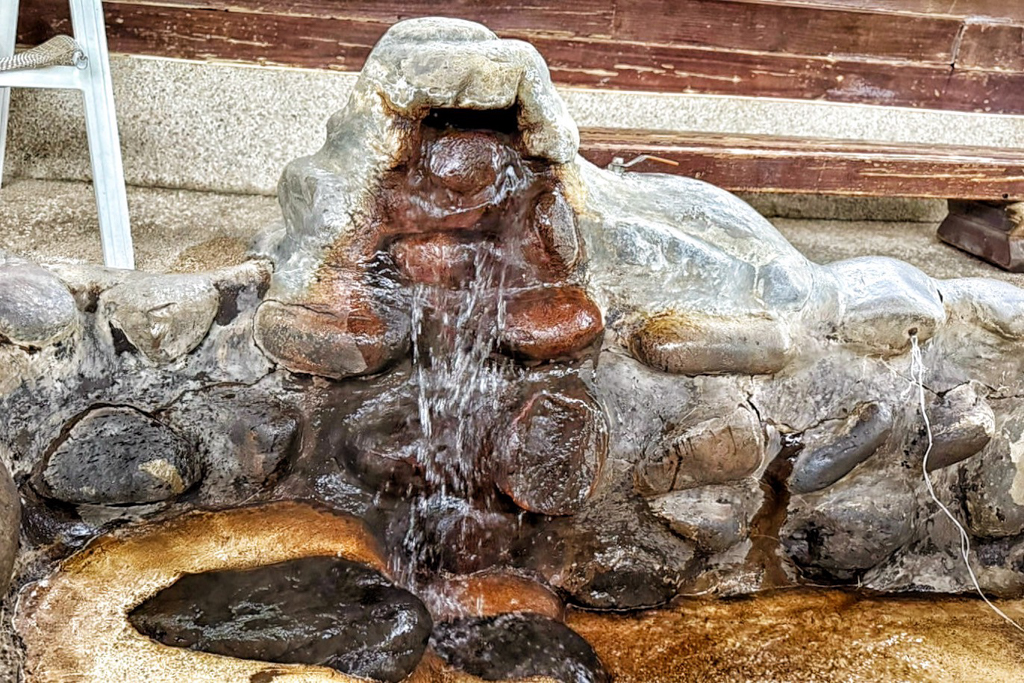 石湯溫泉