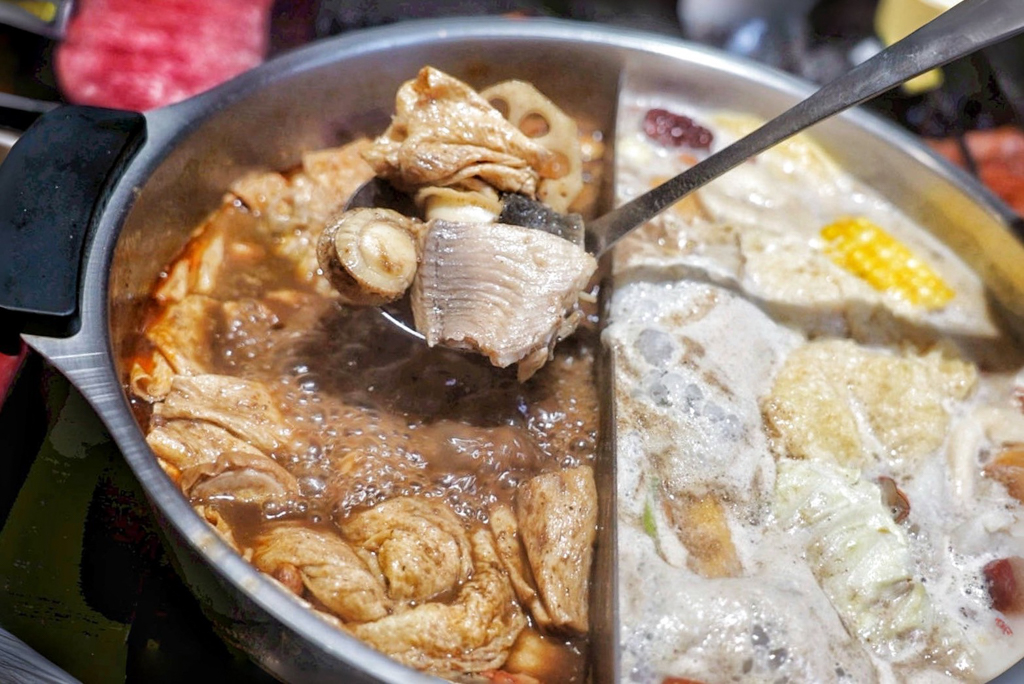 魔椒頂級鴛鴦鍋