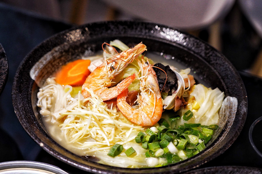 香川撈麵林口店