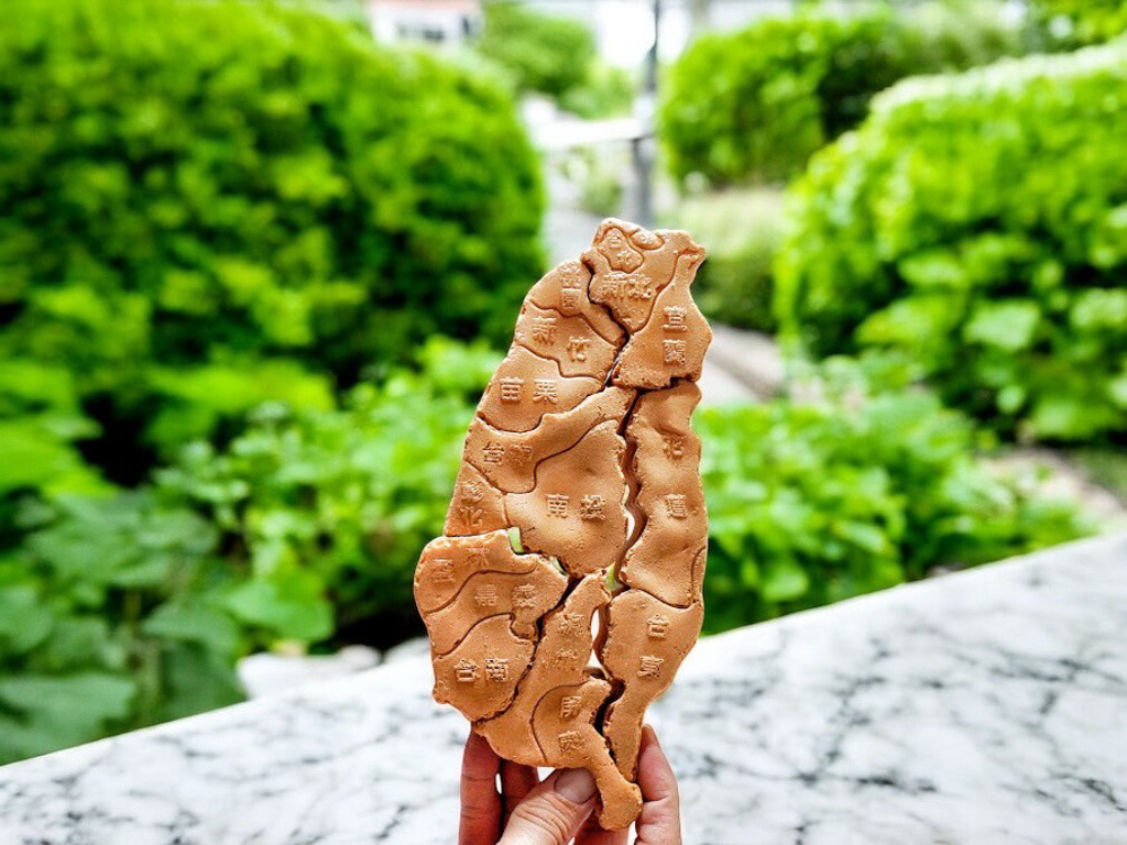 叮噹脆皮雞蛋糕
