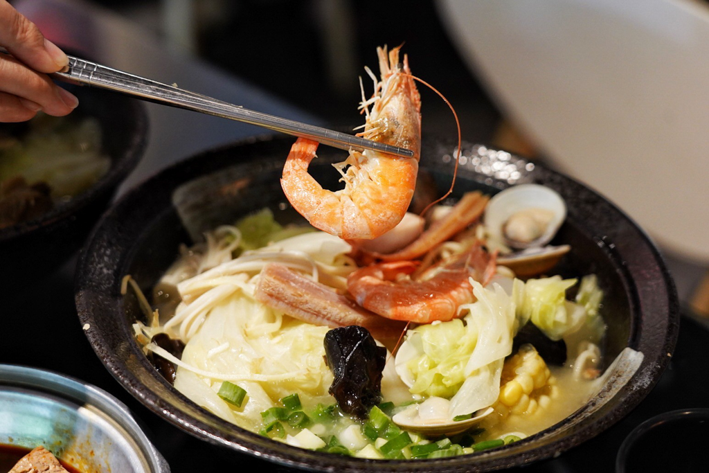 香川撈麵林口店