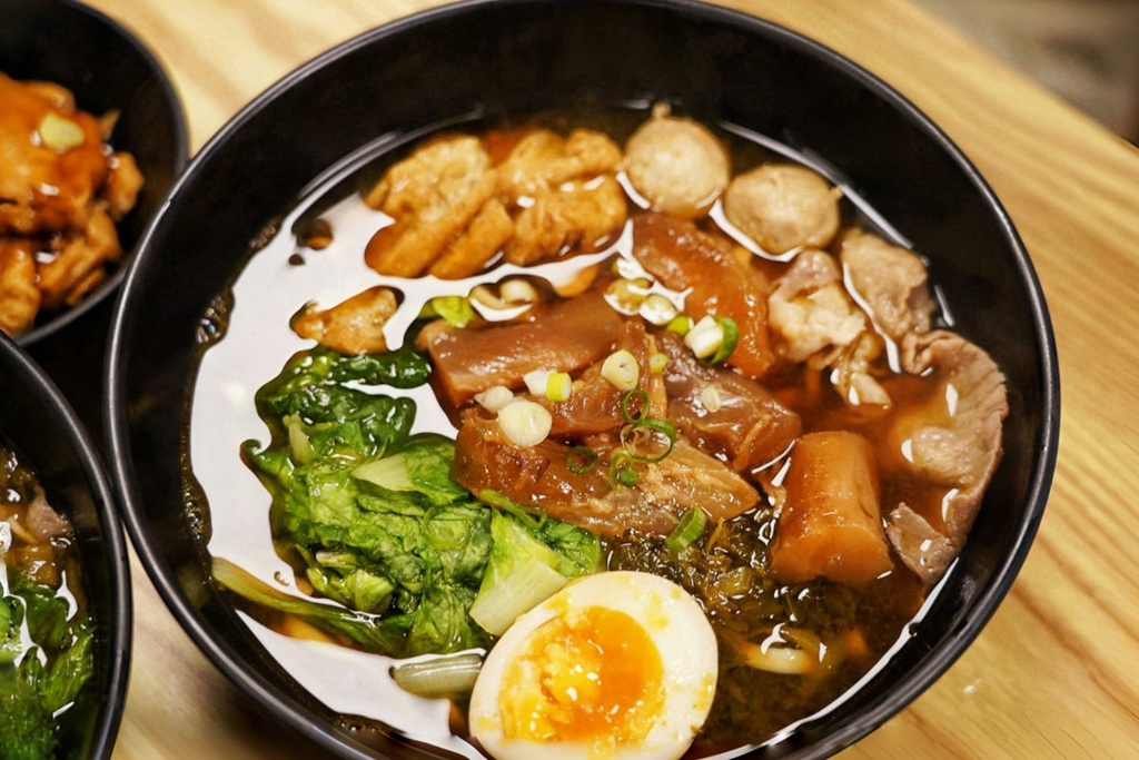 低調十三香專業牛肉麵